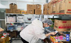 教长儿识别食物出产日期、保质期及绿色食物标